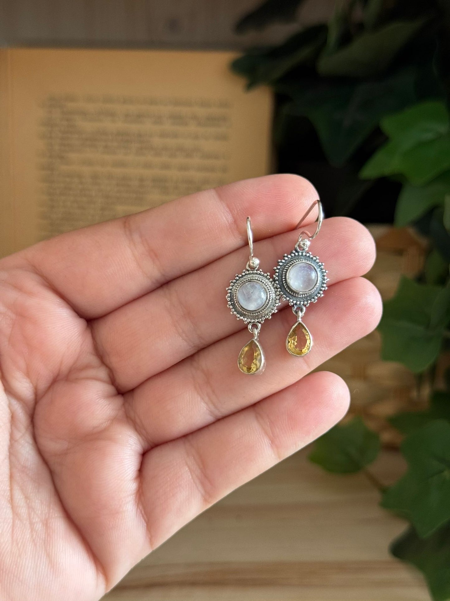 Pendientes de Piedra de Luna y Citrino en Plata 925