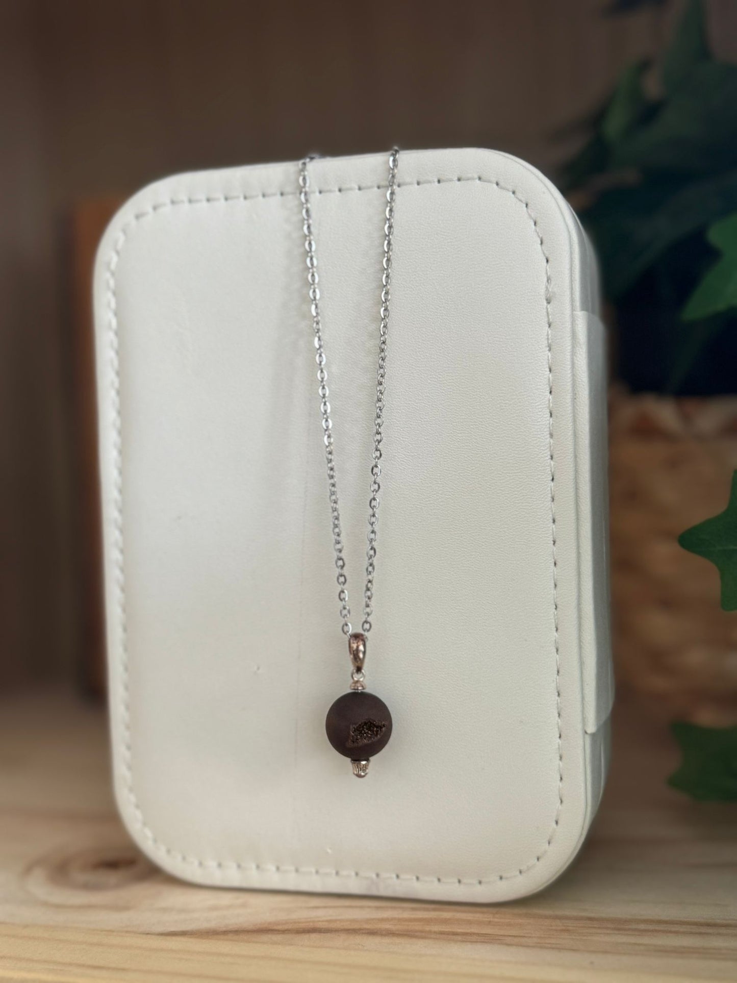 Colgante Aqua Aura Marrón con Drusa plata 925