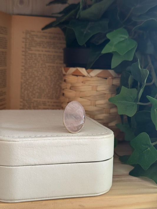 Anillo Ajustable de Cuarzo Rosa en Plata 925