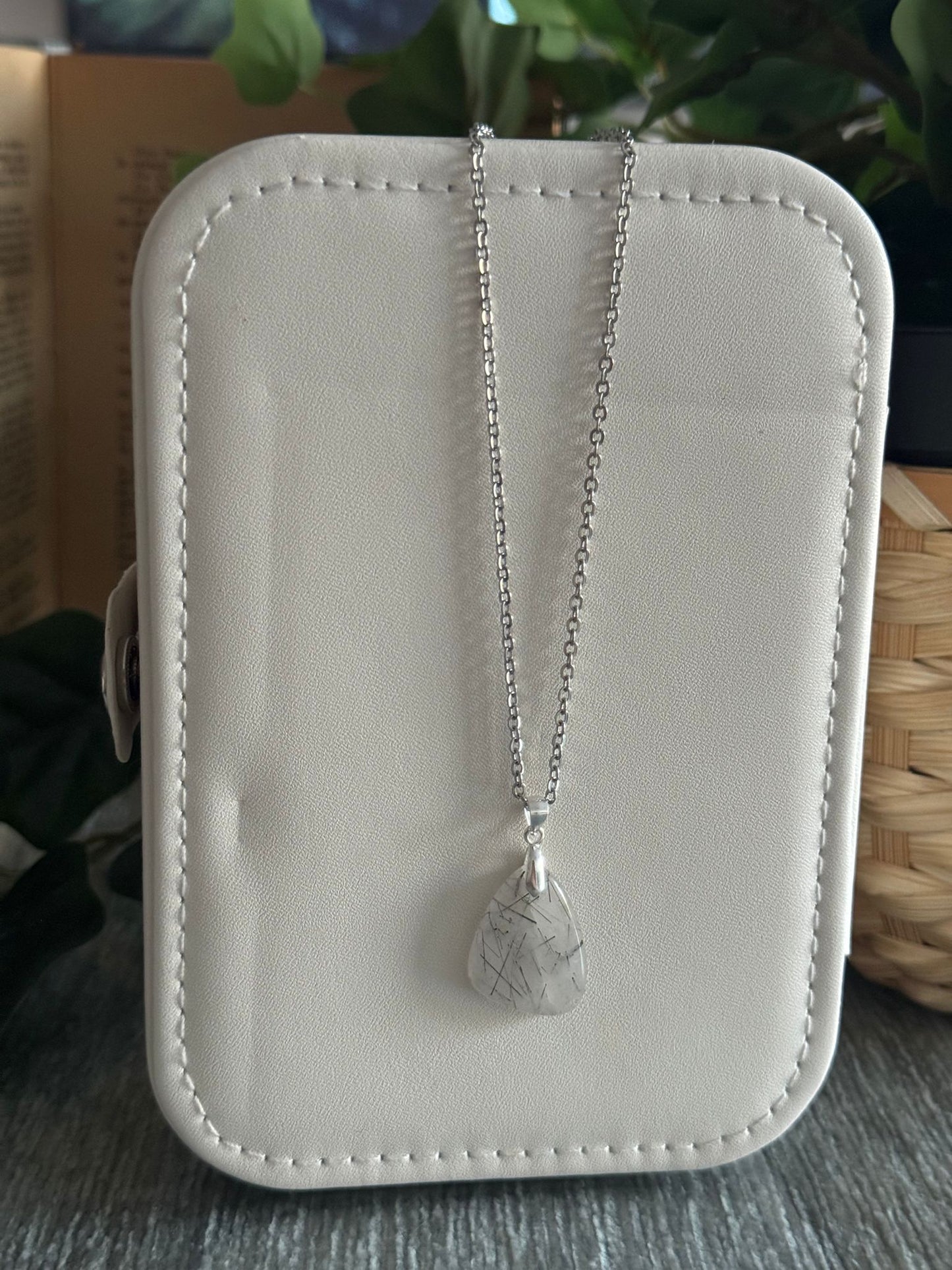 Colgante Turmalina Matrix (Turmalina con Cuarzo Blanco) plata 925