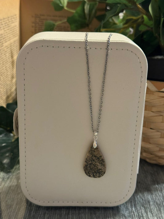 Colgante de Coral Fósil en Plata 925