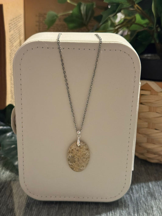 Colgante de Coral Fósil en Plata 925