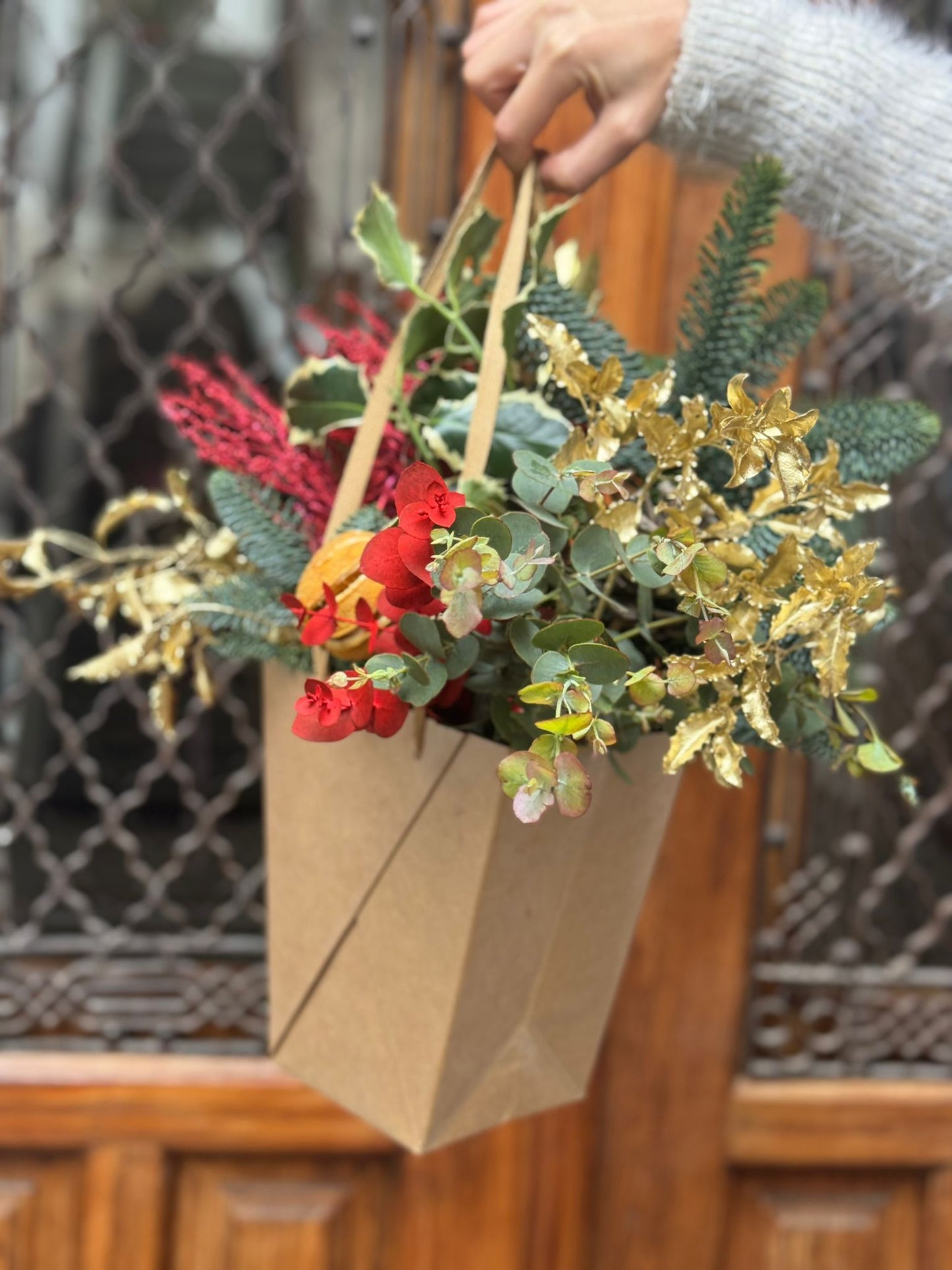 Ramo Navideño en Bolsa Kraft
