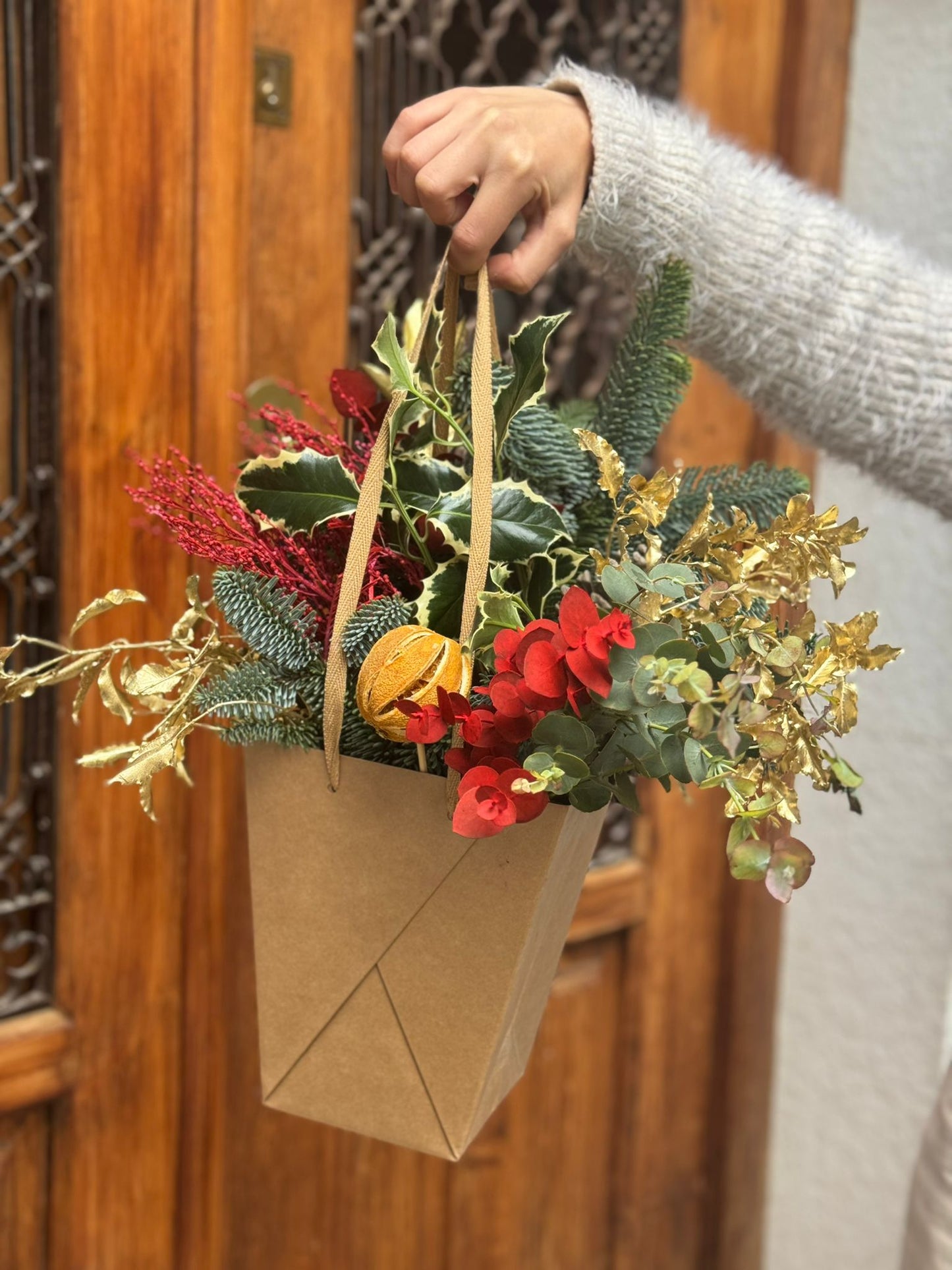Ramo Navideño en Bolsa Kraft