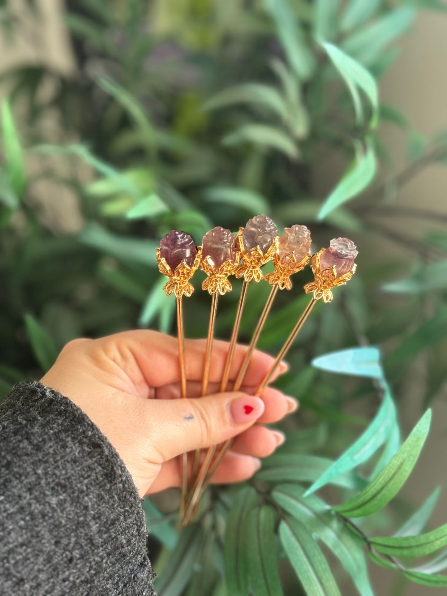 Palillos para Cabello De Fluorita Dorados.