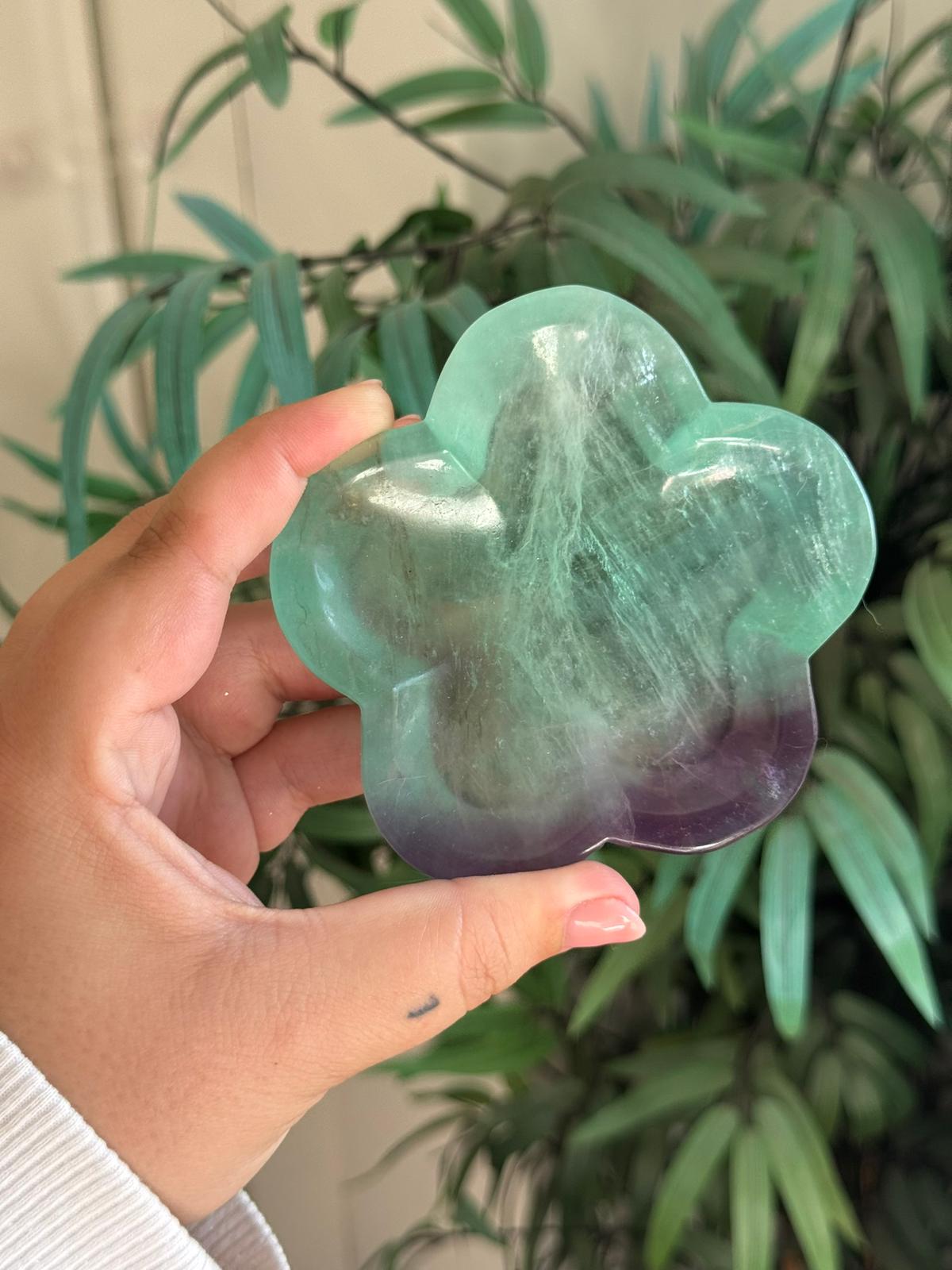 Bol de fluorita en forma de flor