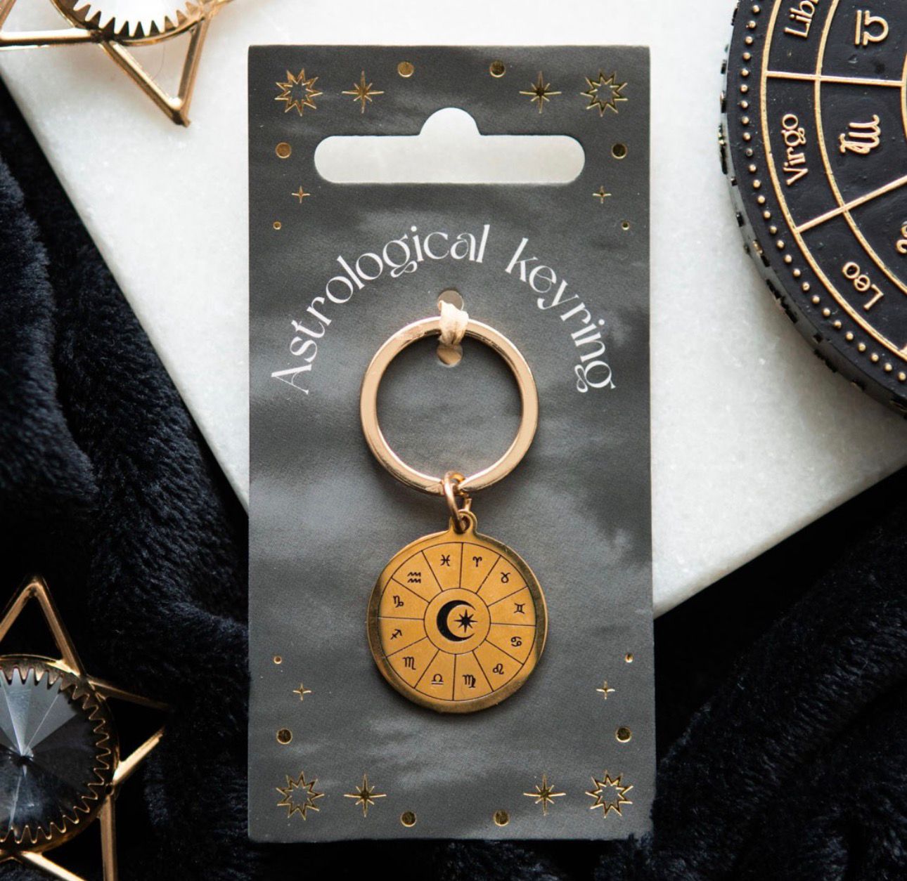 Llavero rueda de la astrología.