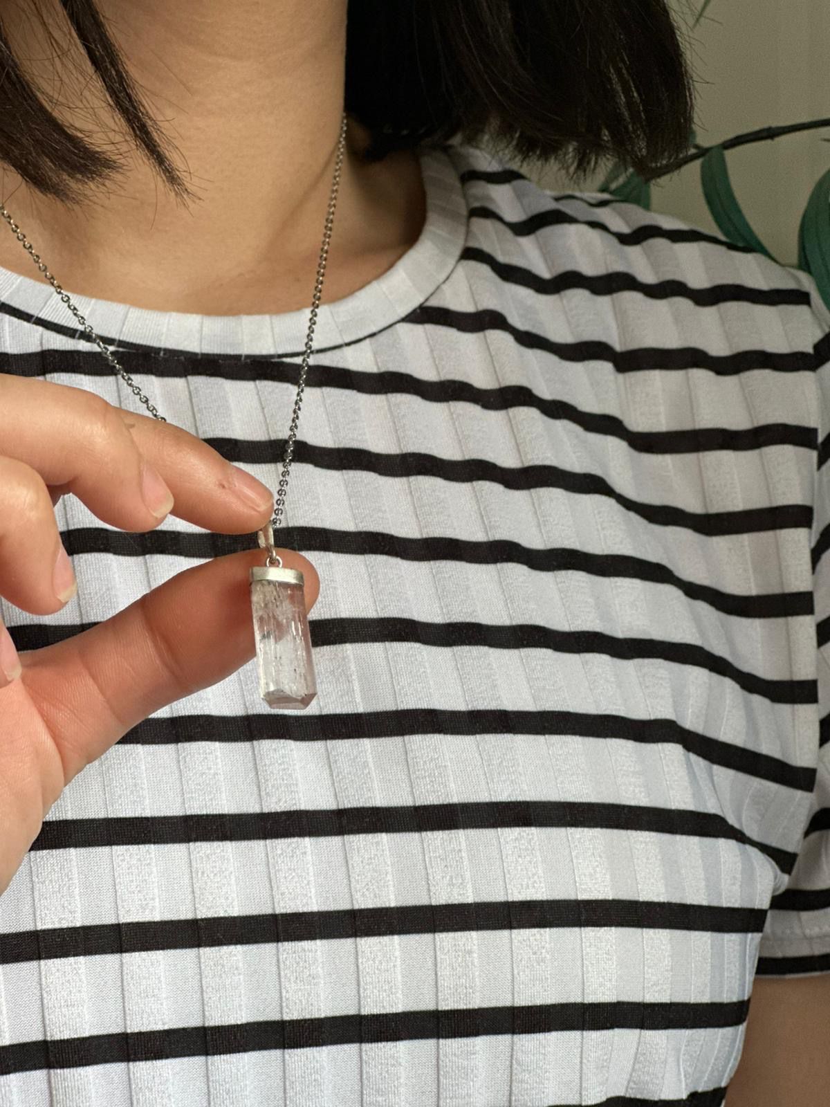 Colgante de plata con kunzita