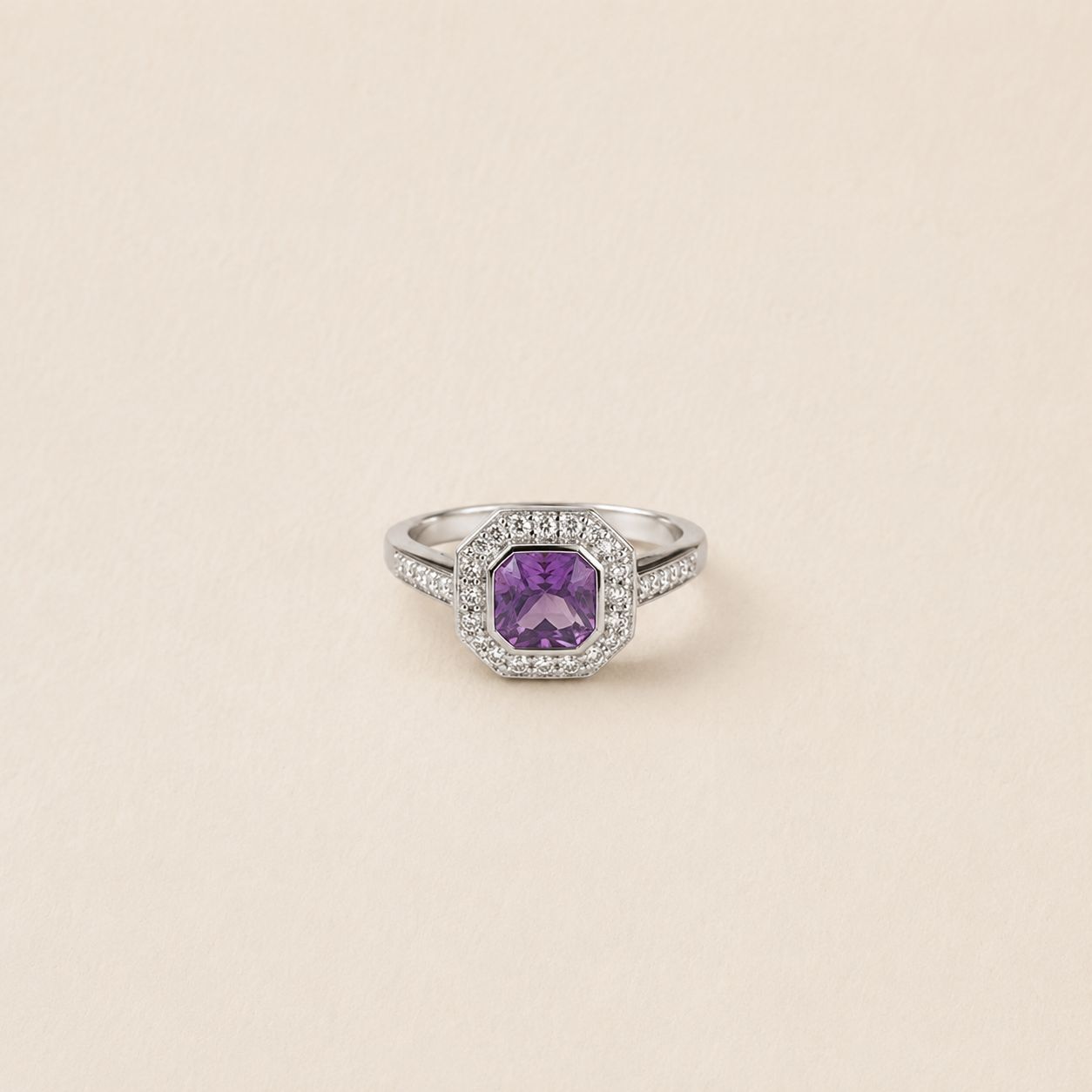 Anillo de plata con amatista y circonitas talla 14