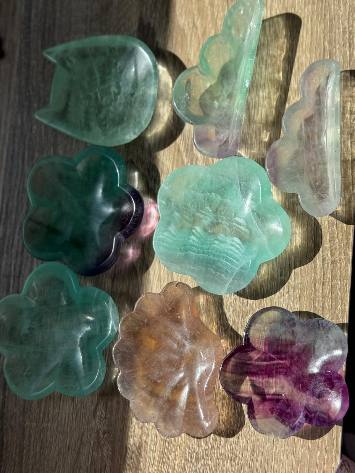 Bol de fluorita en forma de flor