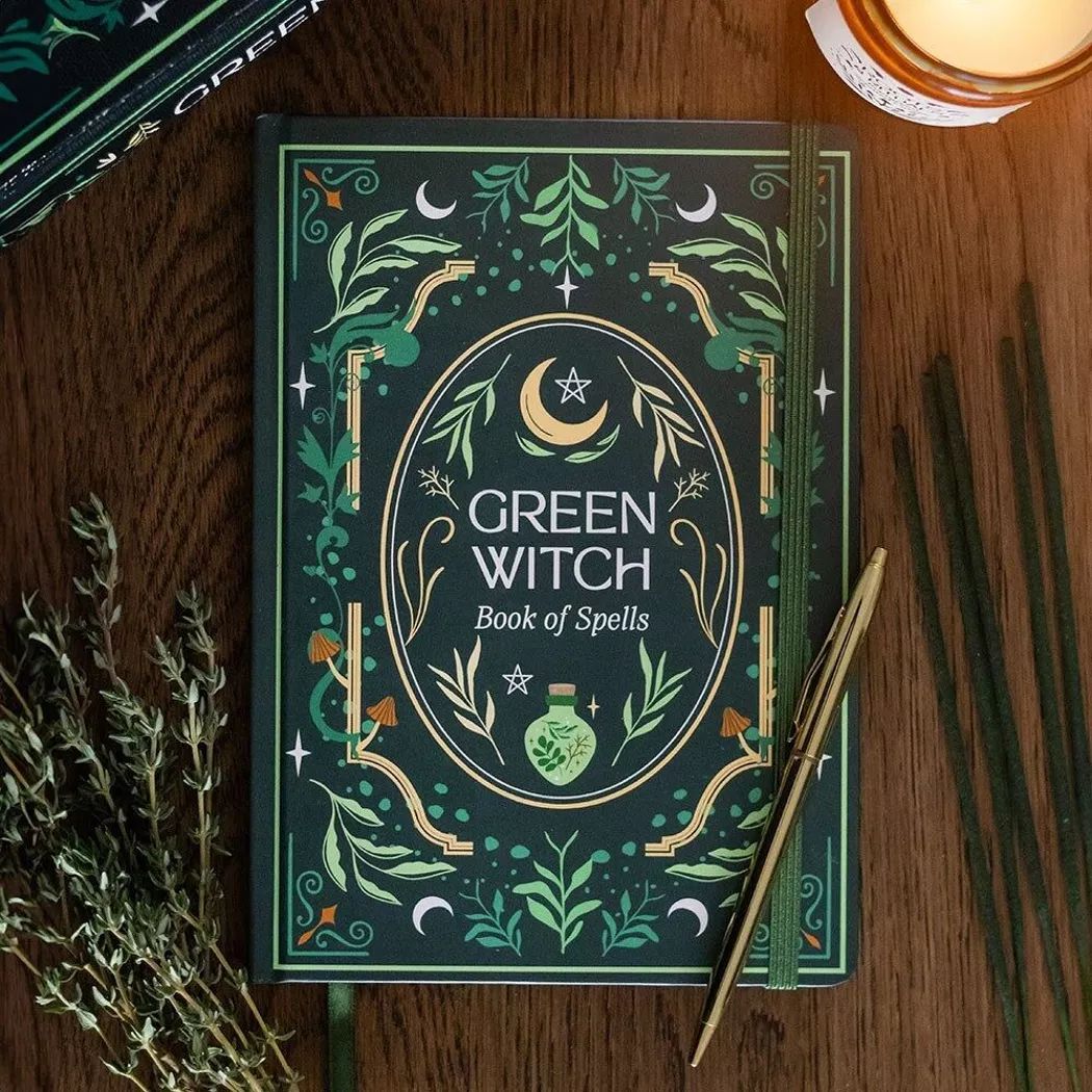 Libreta A5 de la bruja verde.