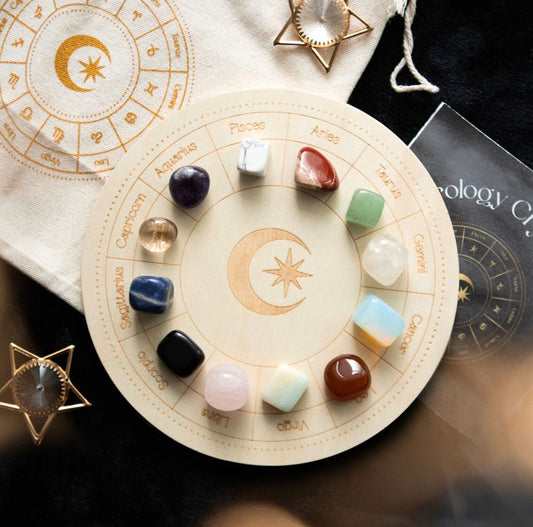Juego de rueda de astrología con minerales.